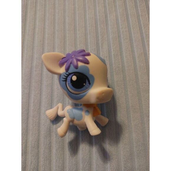 LPS Littlest Pet Shop 3225 Blue Cow Blue Dot Eyes Hasbro - Picture 1 of 7